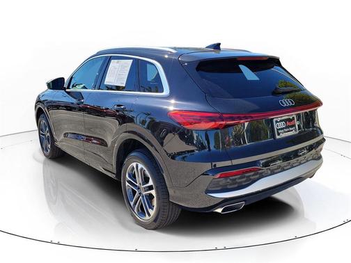 2025 Audi Q5 Premium Plus TFSI quattro S tronic