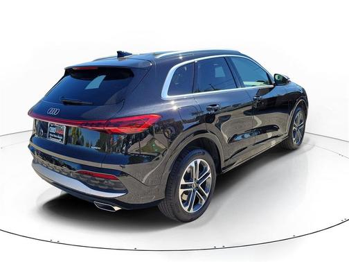 2025 Audi Q5 Premium Plus TFSI quattro S tronic