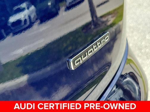 Navarra Blue Metallic 2023 Audi Q5 45 S line Premium Plus