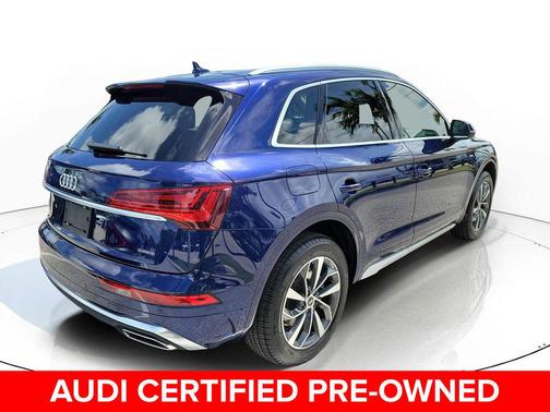 Navarra Blue Metallic 2023 Audi Q5 45 S line Premium Plus