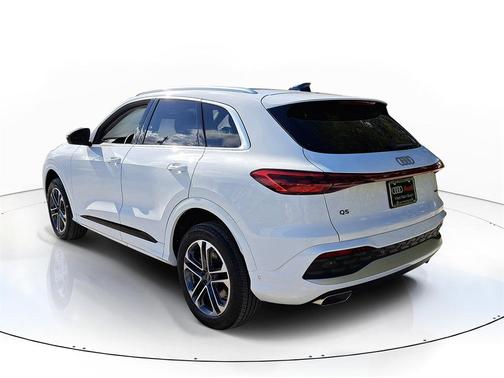 2025 Audi Q5 Premium TFSI quattro S tronic