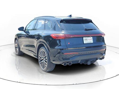Mythos Black Metallic 2026 Audi SQ5 3.0T Premium Plus