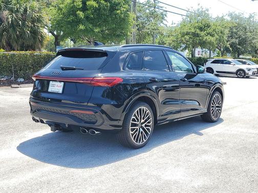 Mythos Black Metallic 2026 Audi SQ5 3.0T Premium Plus