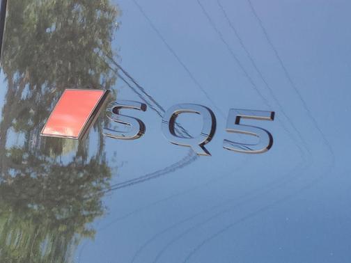 Mythos Black Metallic 2026 Audi SQ5 3.0T Premium Plus