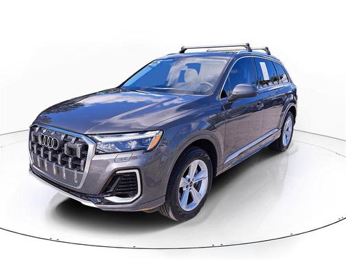 2025 Audi Q7 45 Premium