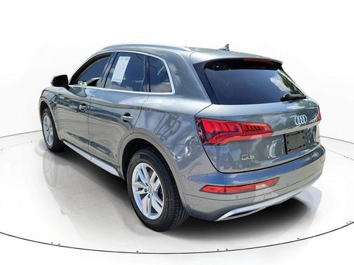 Monsoon Gray Metallic 2020 Audi Q5 45 Premium