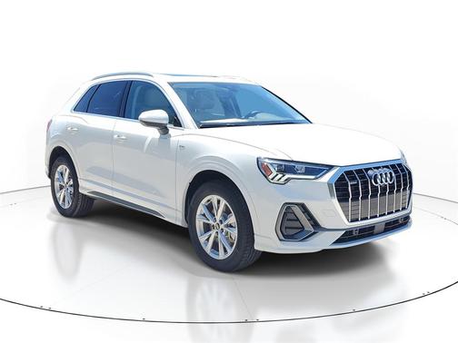 2025 Audi Q3 45 S line Premium Plus