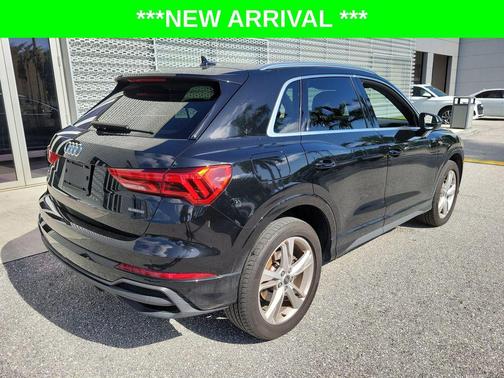 Black Metallic 2024 Audi Q3 Premium 45 TFSI S line quattro Tiptronic