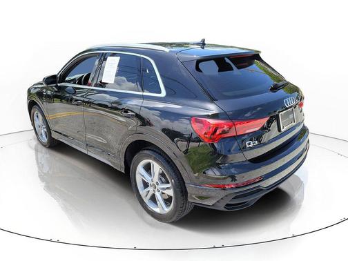 Black Metallic 2024 Audi Q3 Premium 45 TFSI S line quattro Tiptronic