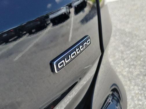 Black Metallic 2024 Audi Q3 Premium 45 TFSI S line quattro Tiptronic