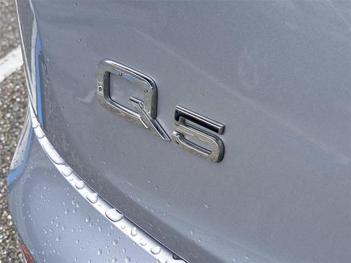 2022 Audi Q5 45 S line Premium
