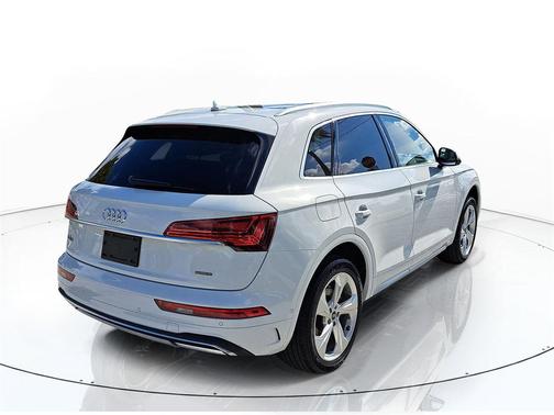 2021 Audi Q5 45 Prestige