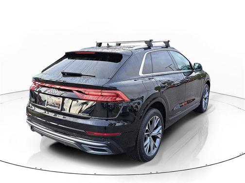 2023 Audi Q8 55 Premium Plus