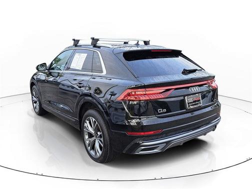 2023 Audi Q8 55 Premium Plus