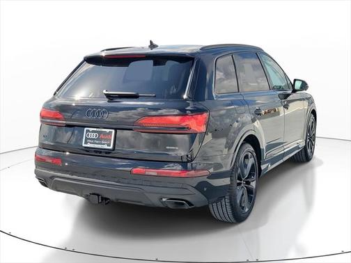 2025 Audi Q7 55 Premium Plus