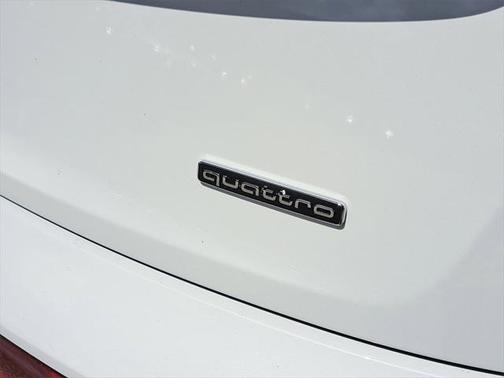 2024 Audi Q5 45 S line Premium