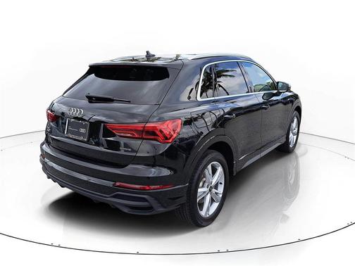 2024 Audi Q3 45 S line Premium Plus