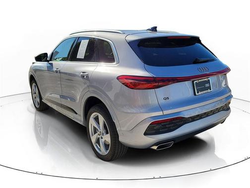 2025 Audi Q5 Premium Plus TFSI quattro S tronic