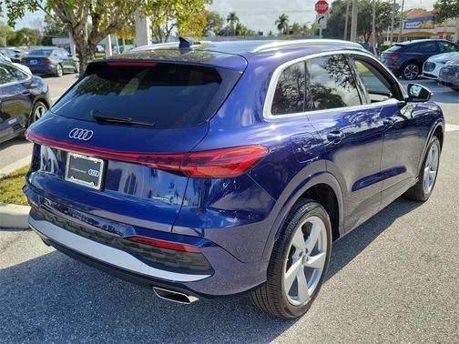 2025 Audi Q5 Premium Plus TFSI quattro S tronic