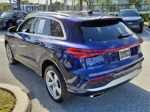2025 Audi Q5 Premium Plus TFSI quattro S tronic