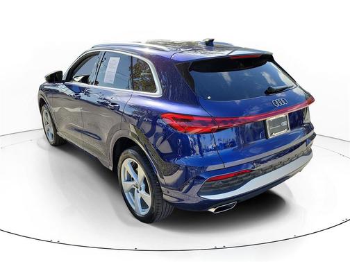 2025 Audi Q5 Premium Plus TFSI quattro S tronic