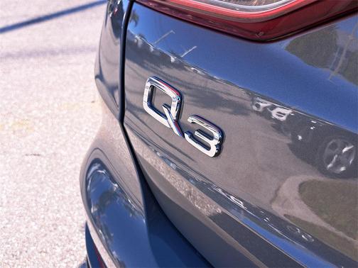 2022 Audi Q3 45 S line Premium Plus