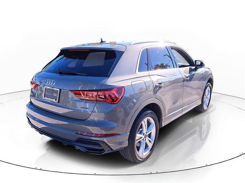 2022 Audi Q3 45 S line Premium Plus