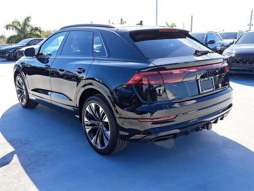 2026 Audi Q8 55 Premium Plus