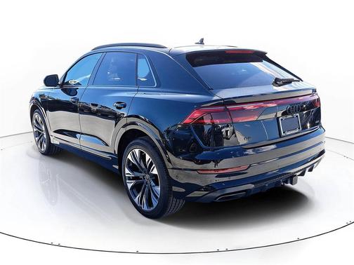 2026 Audi Q8 55 Premium Plus