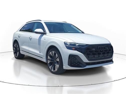 2025 Audi Q8 55 Premium Plus