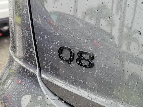 Daytona Gray Pearl 2026 Audi Q8 55 Premium Plus