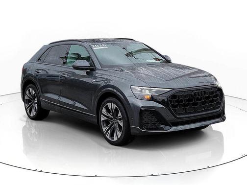 Daytona Gray Pearl 2026 Audi Q8 55 Premium Plus