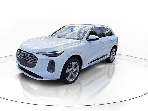 2025 Audi Q5 Premium Plus TFSI quattro S tronic