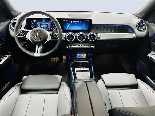 2025 Mercedes-Benz GLB 250 4MATIC
