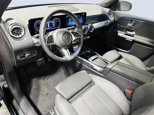 2025 Mercedes-Benz GLB 250 4MATIC