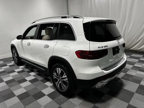 2024 Mercedes-Benz GLB 250 4MATIC