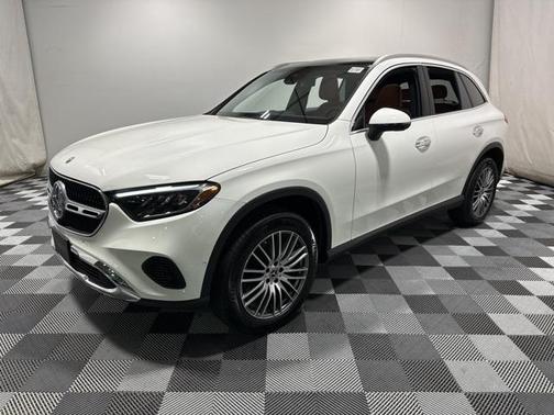 2025 Mercedes-Benz GLC 300 4MATIC
