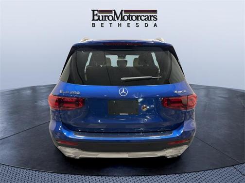 2025 Mercedes-Benz GLB 250 4MATIC