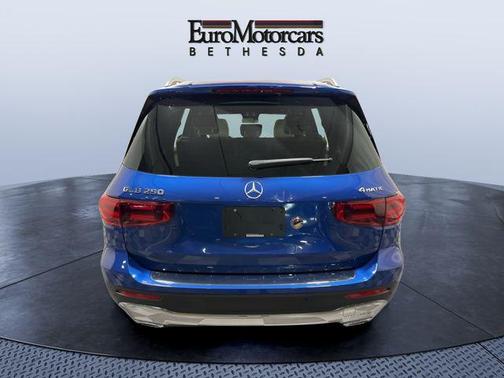 2025 Mercedes-Benz GLB 250 4MATIC