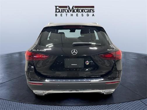 2025 Mercedes-Benz GLA 250 4MATIC