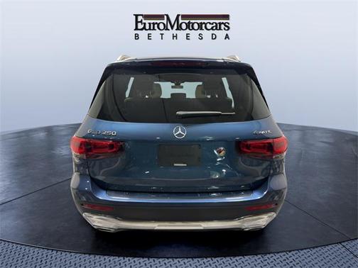 2021 Mercedes-Benz GLB 250 4MATIC