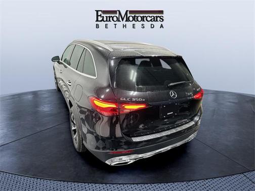 2025 Mercedes-Benz GLC 350e Base