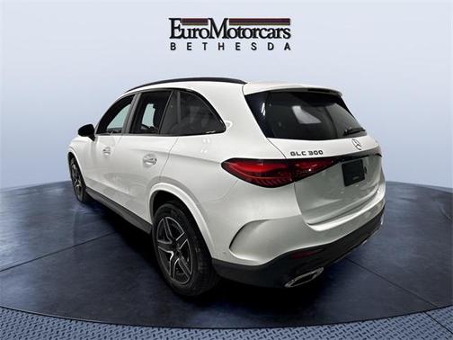 2025 Mercedes-Benz GLC 300 4MATIC