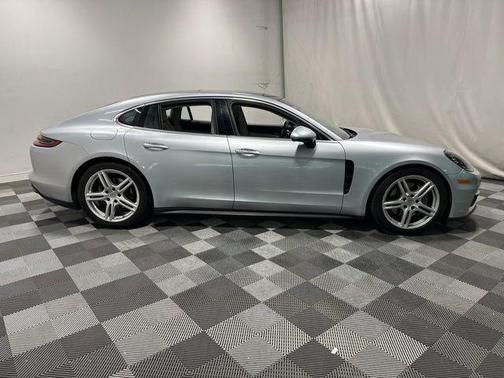 Silver 2017 Porsche Panamera 4S