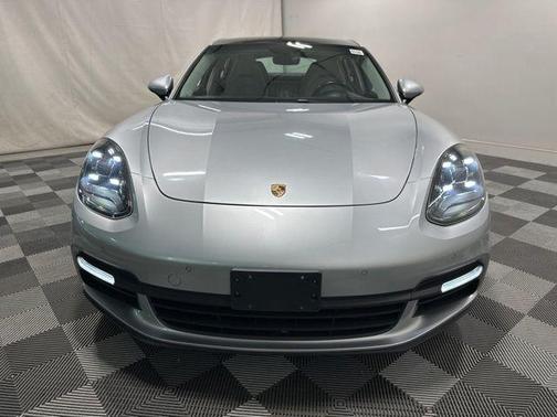 Silver 2017 Porsche Panamera 4S