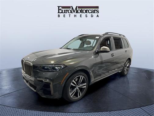 2021 BMW X7 M50i