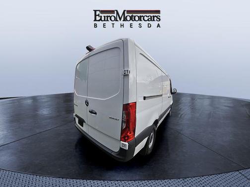 Arctic White 2026 Mercedes-Benz Sprinter 2500