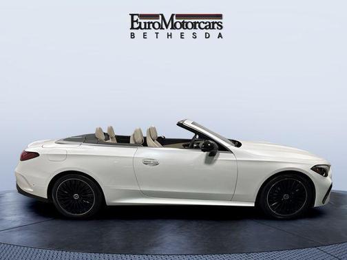 MANUFAKTUR Moonlight White Metallic 2026 Mercedes-Benz CLE 300 4MATIC Cabriolet
