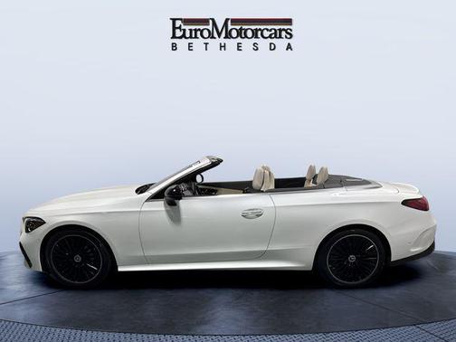 MANUFAKTUR Moonlight White Metallic 2026 Mercedes-Benz CLE 300 4MATIC Cabriolet