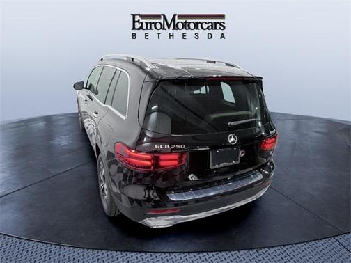 2025 Mercedes-Benz GLB 250 4MATIC